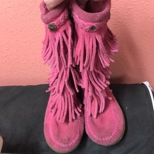 Minnetonka fringe little girl pink boots size 13